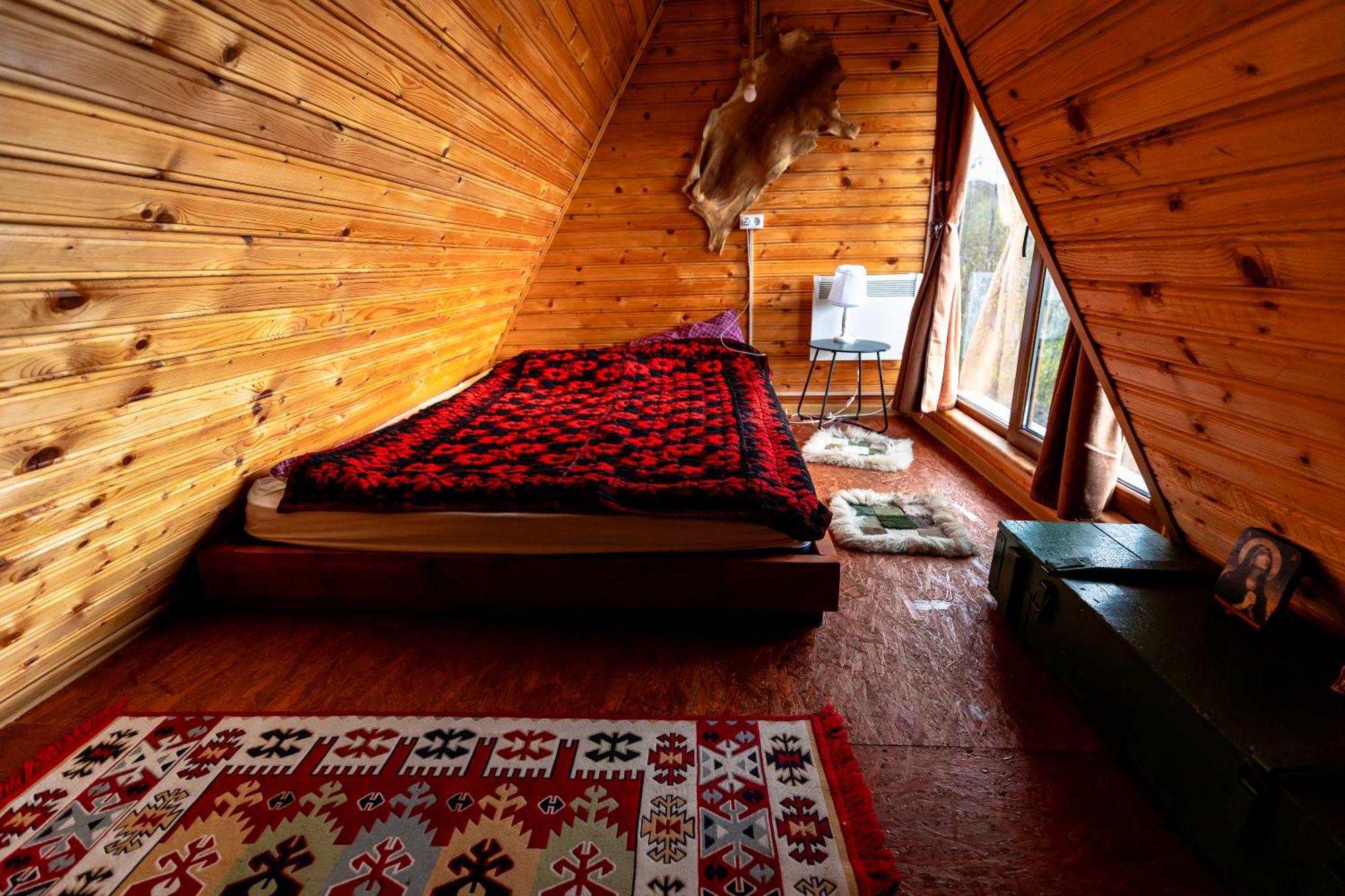 Вилла Catunu' Lui Emil Carbunesti Экстерьер фото